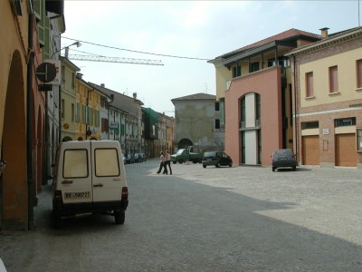Piazzale della Chiesa e contrada principale - small