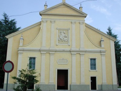Chiesa parrocchiale, antica Pieve di S.Giorgio, con facciata del sec.XVI - small