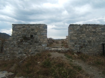 Particolare dell'interno della Rocca dove aveva sede la Podesteria retta dal padre di Antonio Vallisneri - small